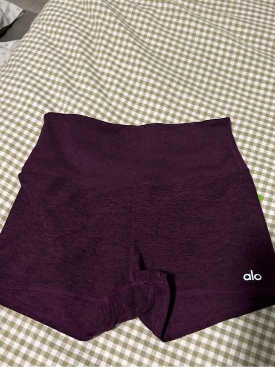 ALO Yoga Pants - ALO Yoga Biker Shorts Size XS